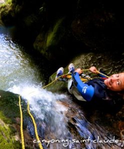 canyoning sportif à saint claude dans le jura canyon de coiserette grosdar pays de gex geneve lausanne nyon lyon-59